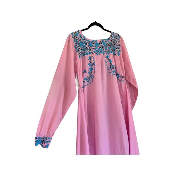 Vintage Baby Pink Hand Embroidered Vintage 1970s Floral Maxi Dress - Picture 3 of 10